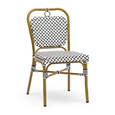 -كراسي لتناول الطعام في الهواء الطلق مستوحاة من الطراز الفرنسي